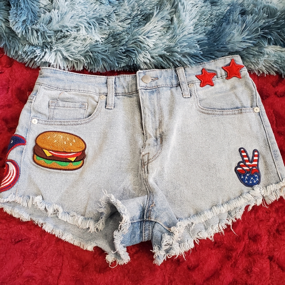 MOSSIMO ~ PATCHWORK HIGH RISE SUPER STRETCHY JEAN SHORTS!
